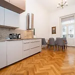 Apartamento Museum Quarter Elegance *