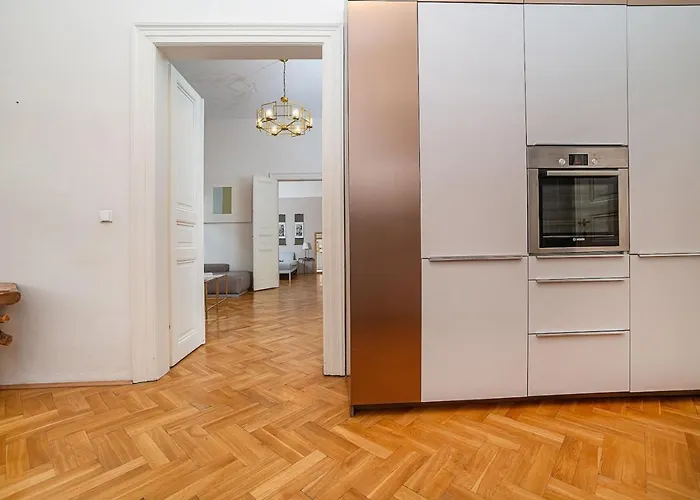 Museum Quarter Elegance