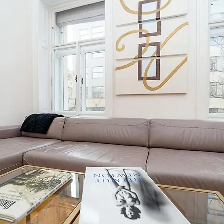 Museum Quarter Elegance Apartment Prague