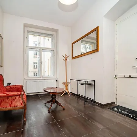 Apartment Museum Quarter Elegance