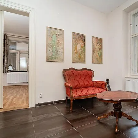 Museum Quarter Elegance Apartment *